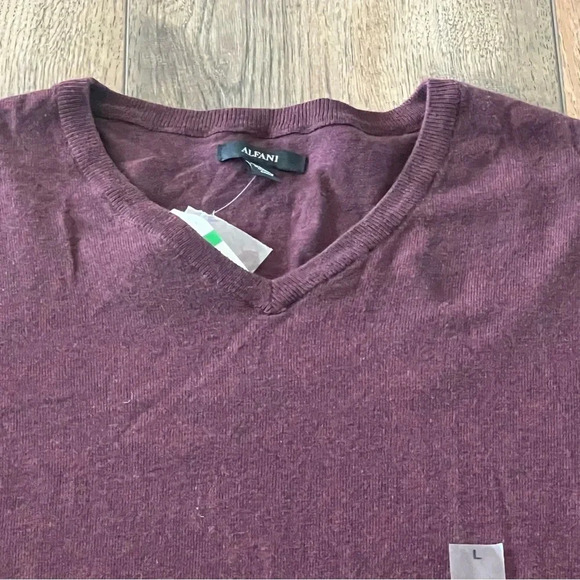 NWT Alfani Men’s VNeck Sweater Luxury Touch Lightweight HeatherMaroon Size L - Picture 6 of 10